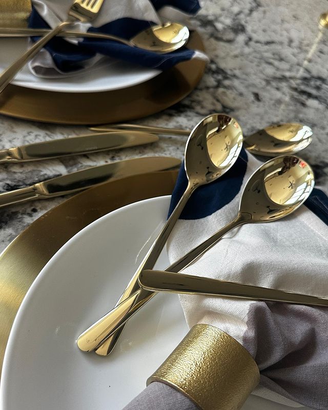 Gold Colored Stainless Steel Knife - Set of Twelve
